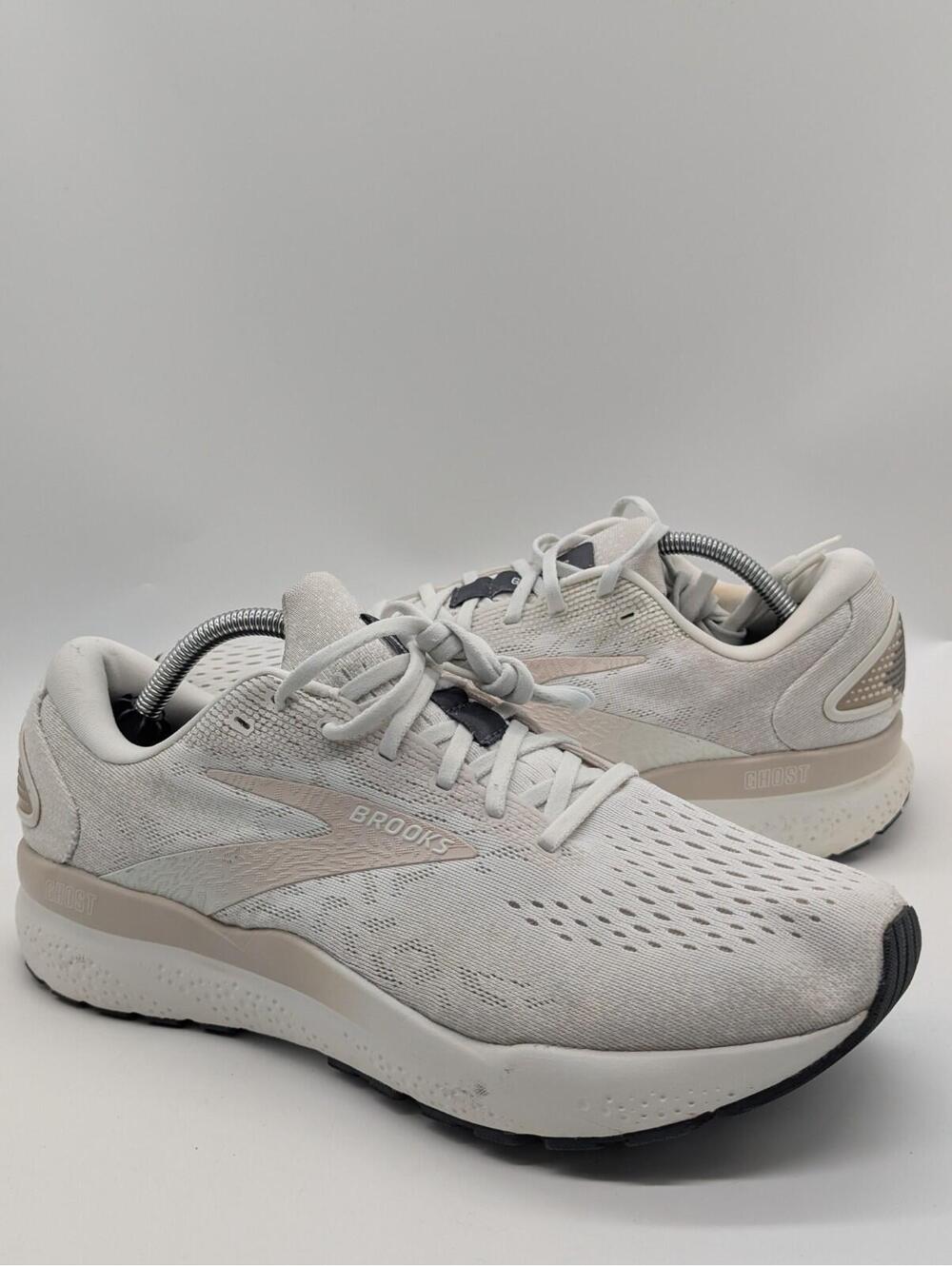 Brooks Ghost 16 Men’s Size 11.5 Running Shoes 1104181dl64 Coconut Chateau White